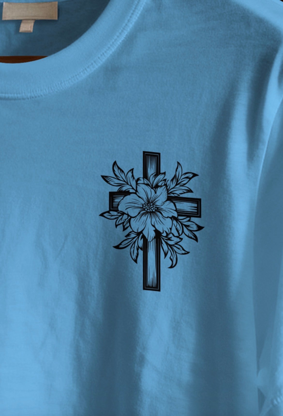 Luke 23;34 - Jesus carrying the cross T-shirt